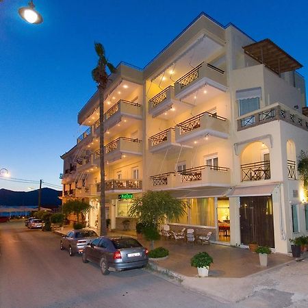 Aparthotel G. Kiapekou Loutra Edipsou  Exterior foto