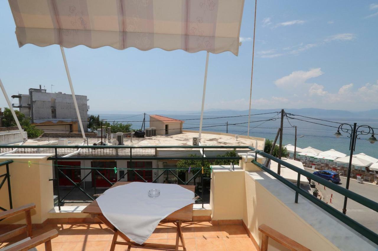 Aparthotel G. Kiapekou Loutra Edipsou  Exterior foto